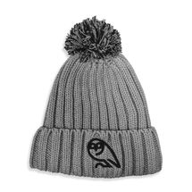  Chunky Knit Bobble Hat Grey